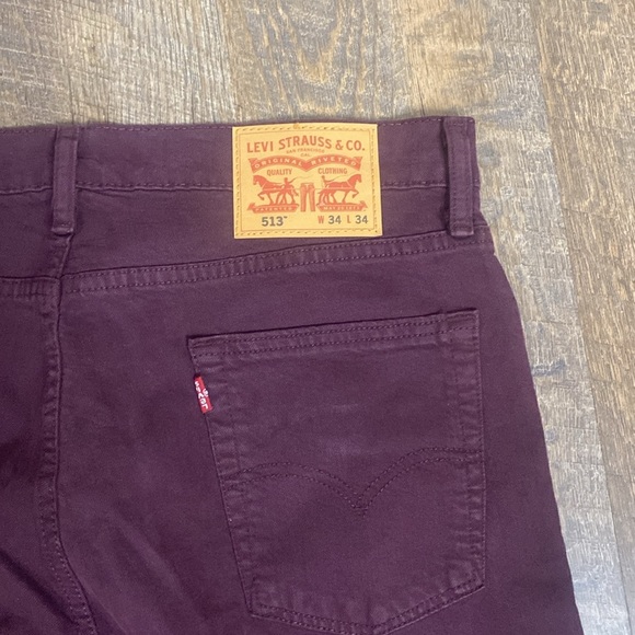 Vintage maroon Levi’s 513 Relaxed fit flared leg raw hem - Picture 4 of 9